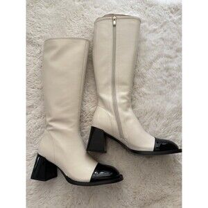 Chic Cream Knee-High Boots with Black Cap Toe – Women’s Size 7 – Block Heel